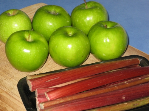 Apple and Rhubarb Crumble with Hastings Valley Honey Yoghurt